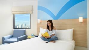In-room safe, desk, free WiFi, wheelchair access