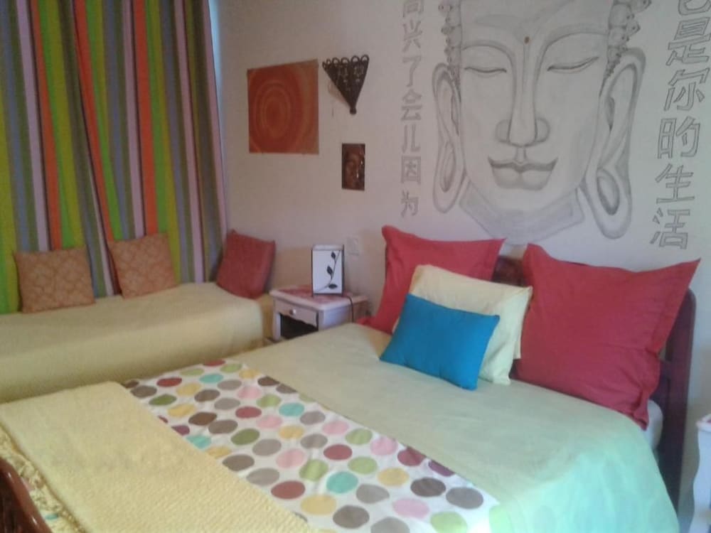 Photo - Venez Rêver Béziers CENTRE et GARE il y a plus cher mais c est moins bien