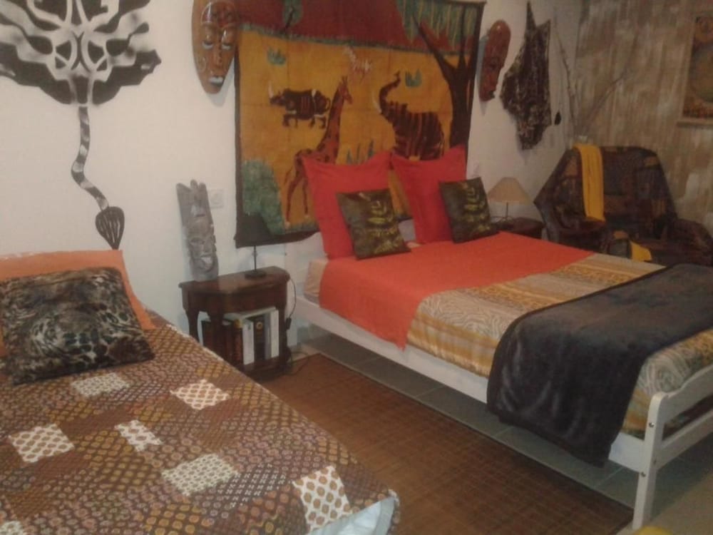 Photo - Venez Rêver Béziers CENTRE et GARE il y a plus cher mais c est moins bien