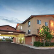 The 10 Best Hotels In Whitehall E For 2019 Expedia Super 8 E Mt