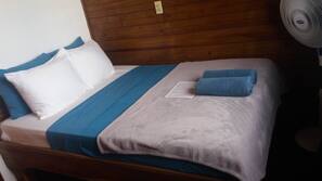 1 chambre, coffre-forts dans les chambres, Wi-Fi gratuit, draps fournis