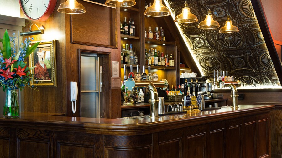 The Grafton Arms Pub & Rooms