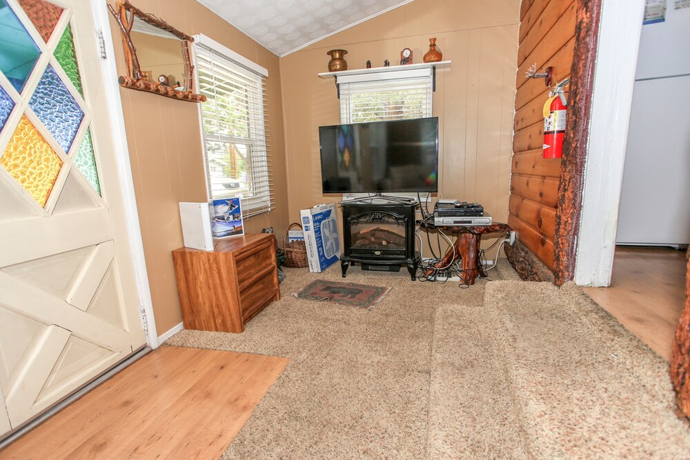 Lil Cabin In Big Bear Lake Hotel Rates Reviews On Orbitz