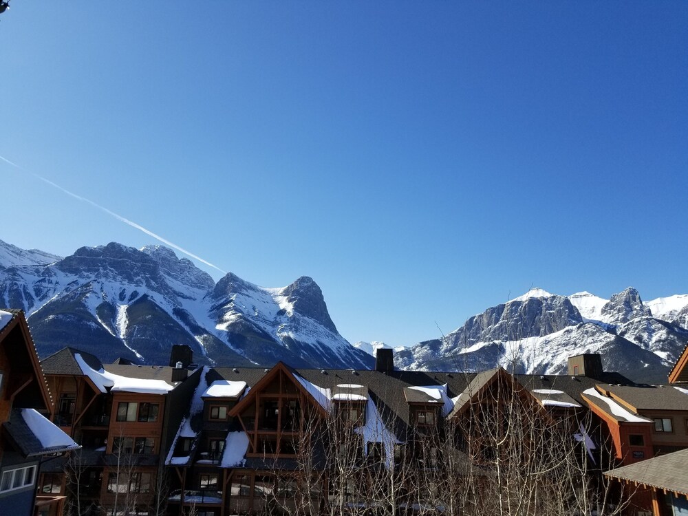 Premium Mountain Viewluxurious 2 Bed Condo At Blackstone - 