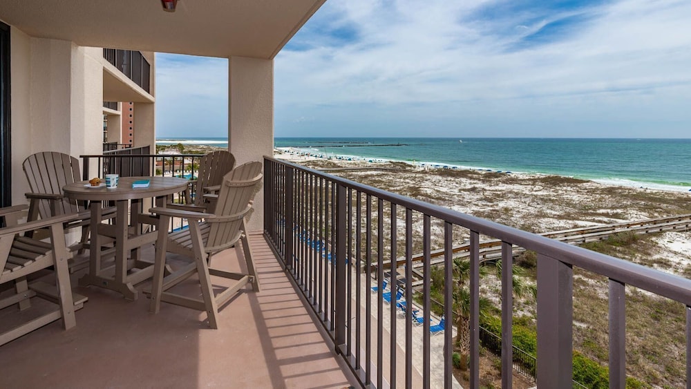 *BEACHFRONT* 4th Floor Condo Phoenix East Balcony *ORANGE BEACH