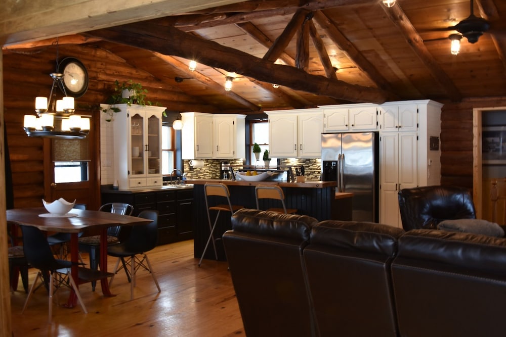 Contemporary Cabin Near Pine Creek Pa Grand Canyon And More In