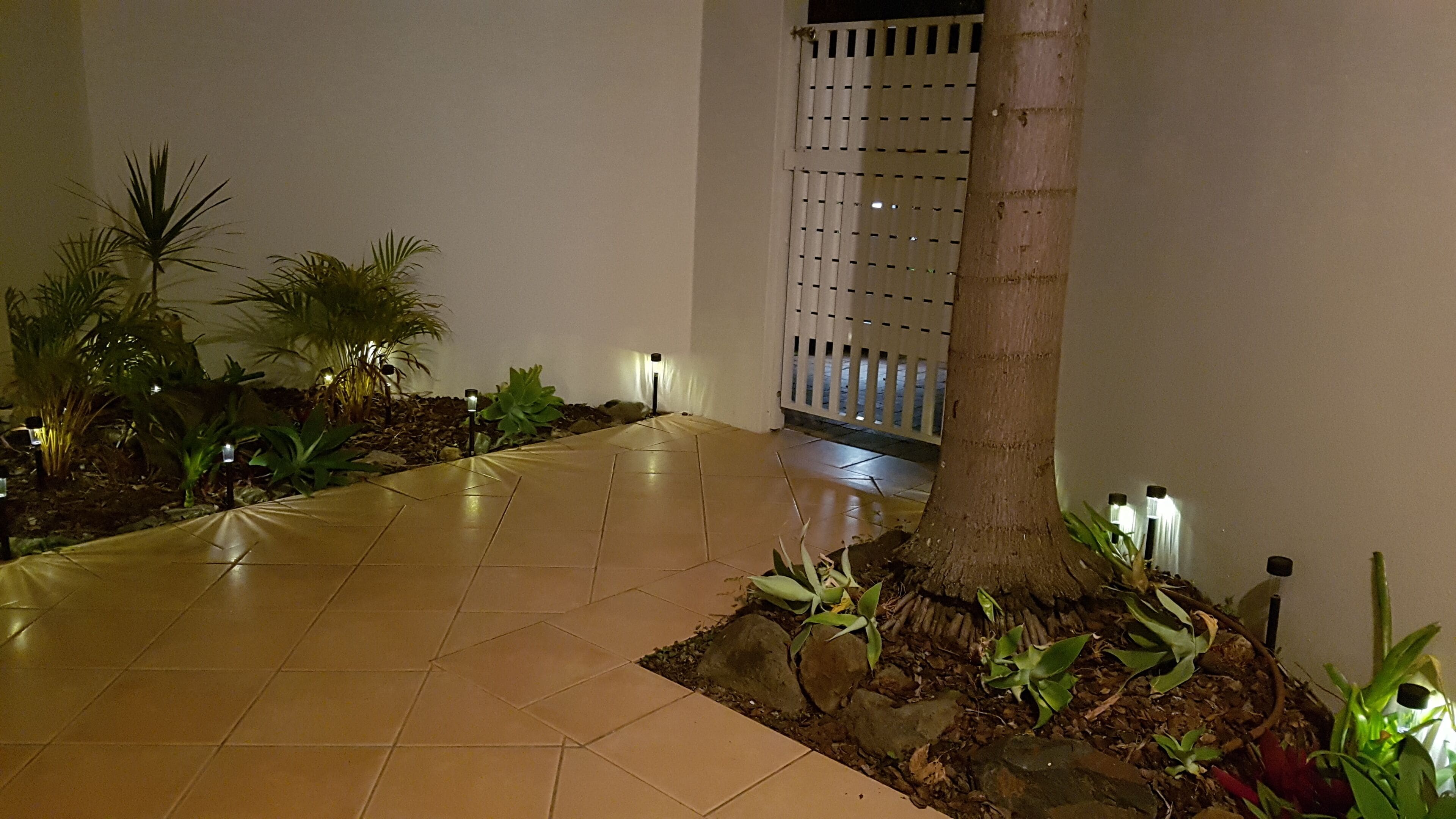 Sunshine Coast Getaway  - FREE WiFi