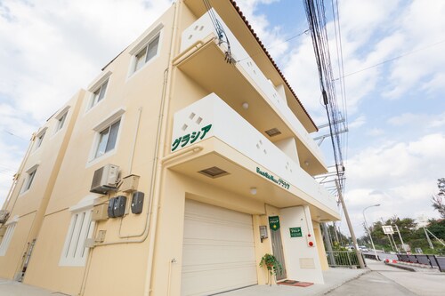 Kin Hotels From 47 Hotel Deals Travelocity Kariyushi Inium Resort Kin Beach Side House Gracia