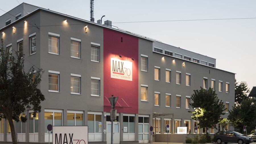Hotel Max 70