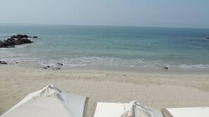 Beach nearby, beach towels