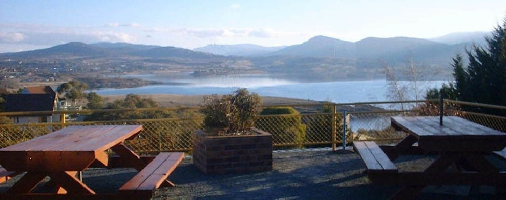 BBQ/picnic area, Snowy Valley