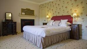 Premium bedding, free WiFi