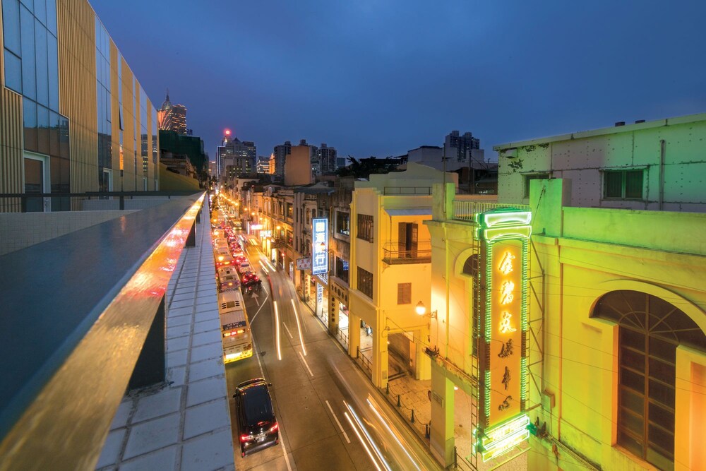 san tung fong commercial inn south wing macau mac airasiago airasia go