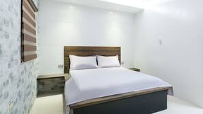 In-room safe, desk, blackout curtains, free WiFi