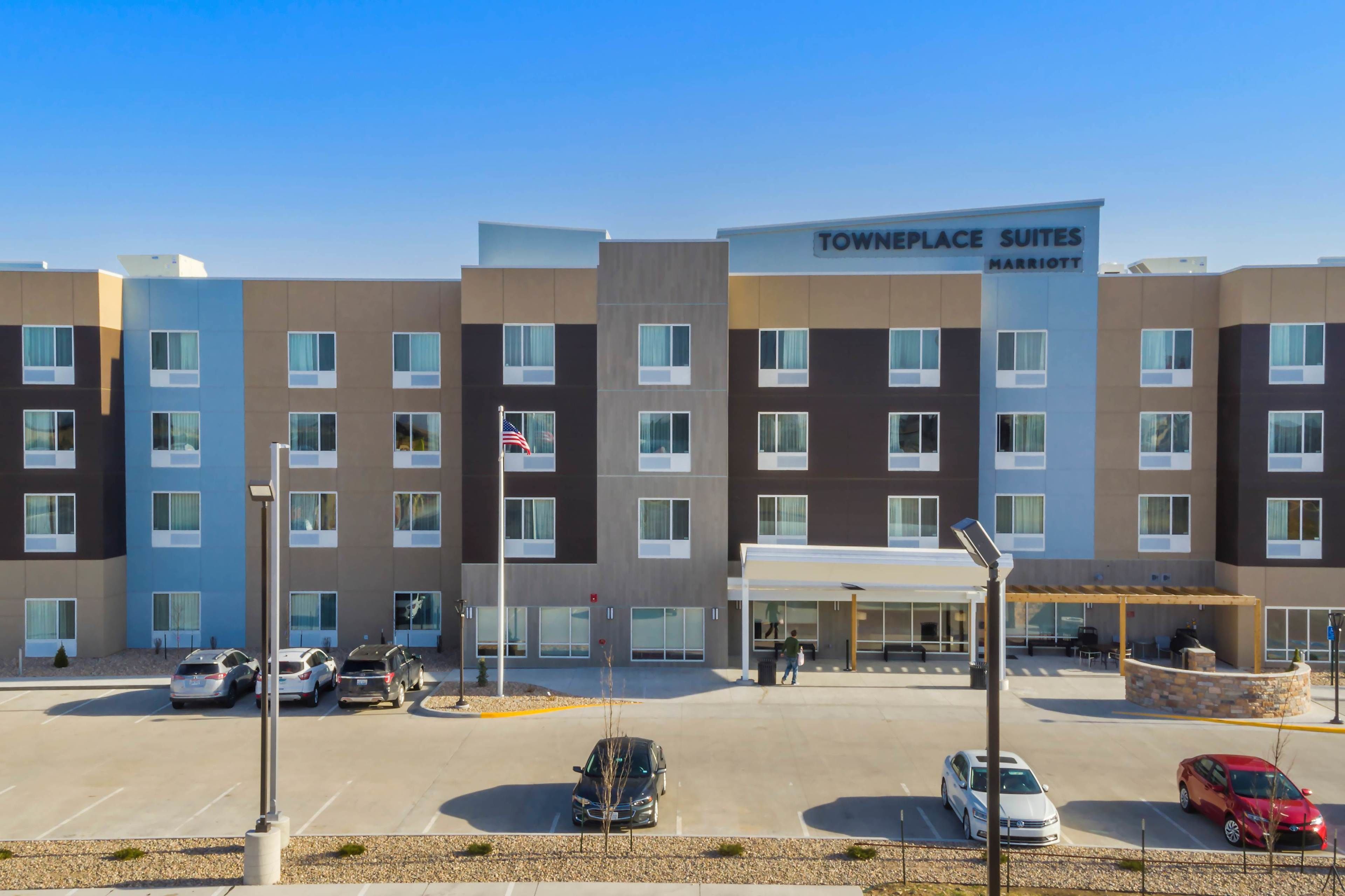 Towneplace Suites By Marriott Hays In Hays Ks Expedia