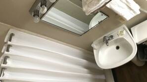 Shower, free toiletries, towels