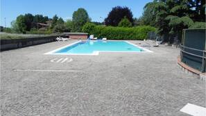 Piscina all'aperto