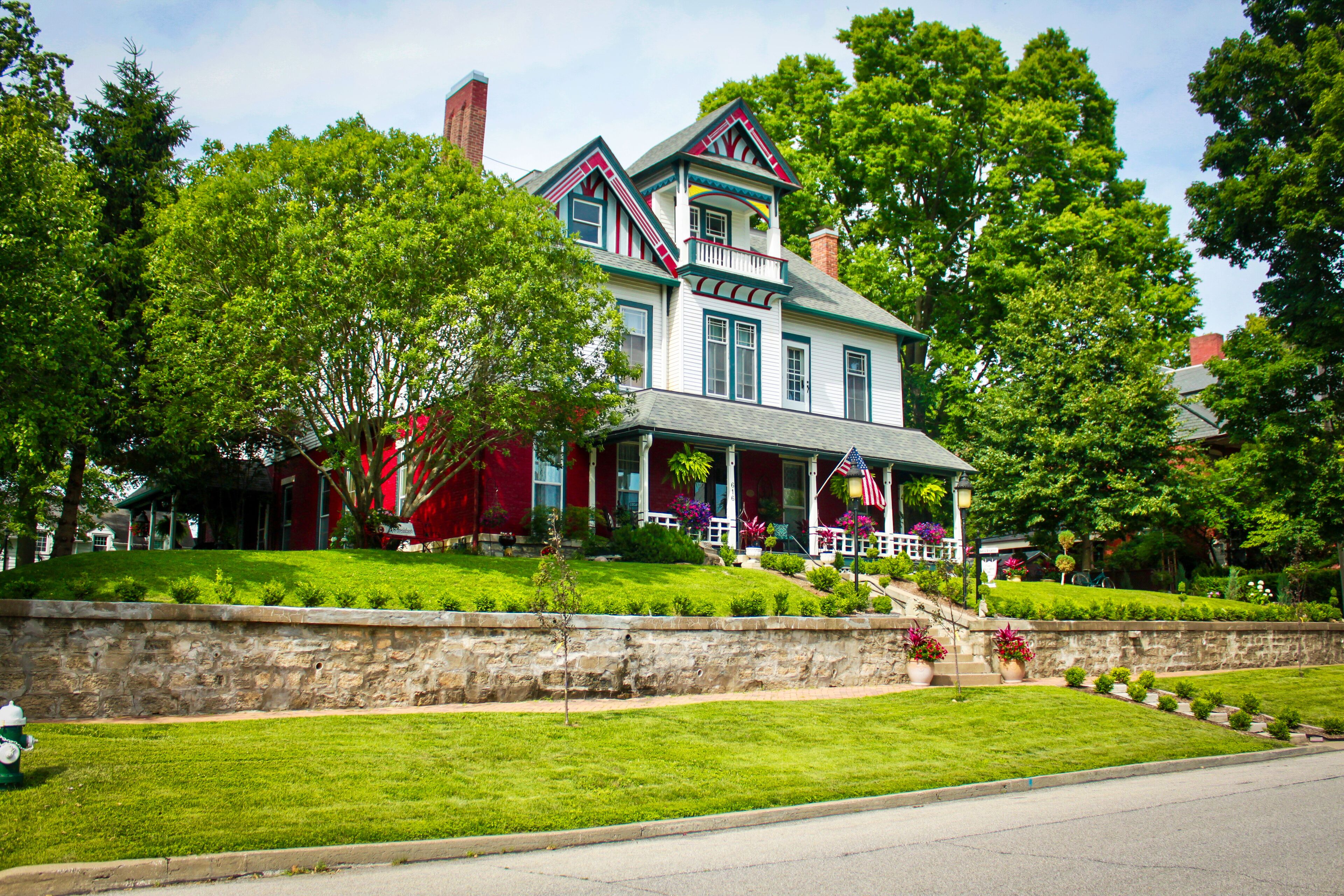 Evans Holly Grove Inn Bed and Breakfast in Burlington, United States