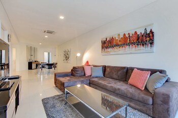 Executive Suite Adelaide Cbd Deals Reviews Adelaide Aus Wotif