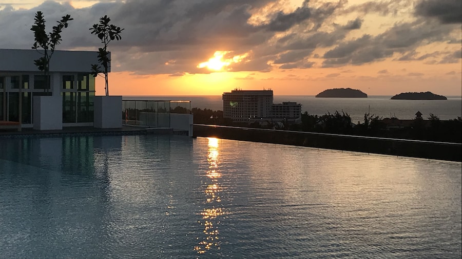 無限大道日落海景假日公寓式客房酒店
