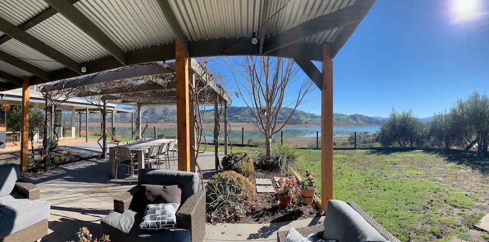 Lazina Grove Lakehouse - Bonnie Doon