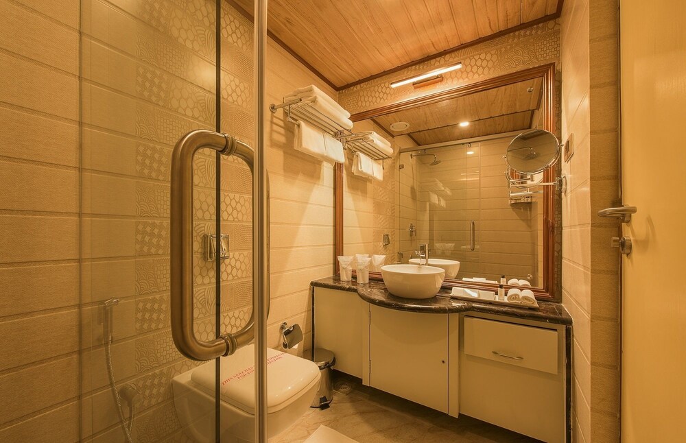 White Lotus Hotel Deals & Reviews (Udupi, IND) Wotif