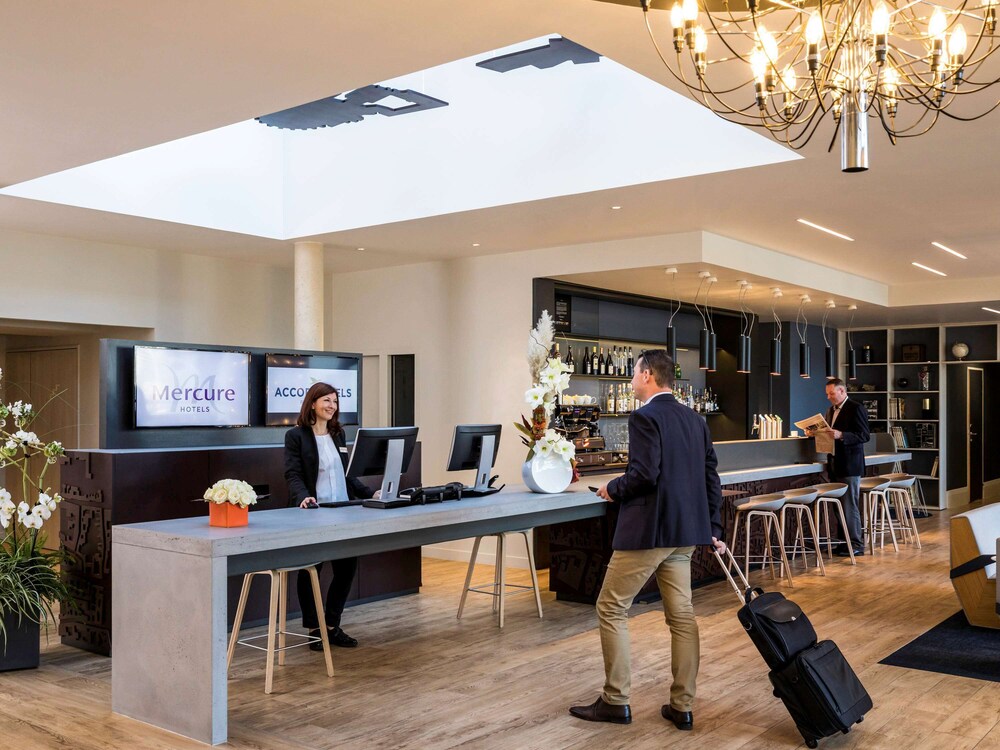4 Star Hotels