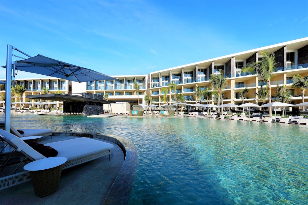 TRS Coral Hotel - Adults Only - All Inclusive in Cancun | Hotel Rates & Reviews on Orbitz