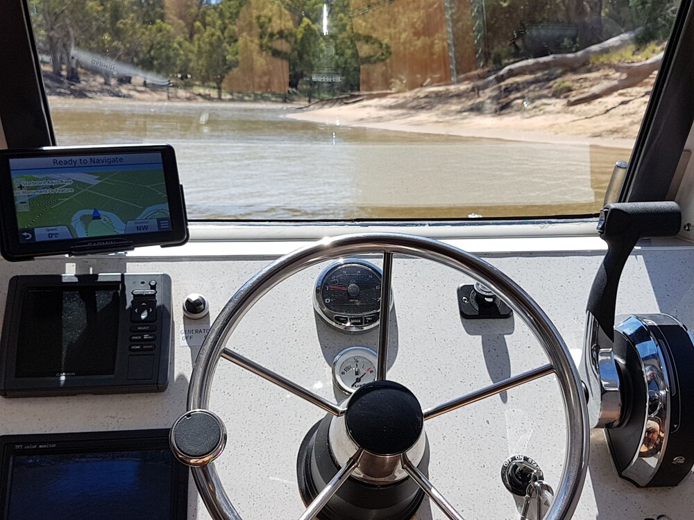 Moama on Murray River Cruisers