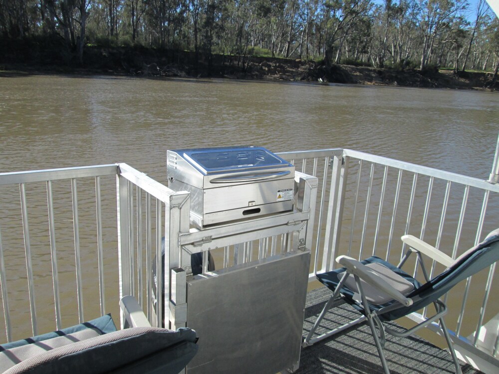 Moama on Murray River Cruisers