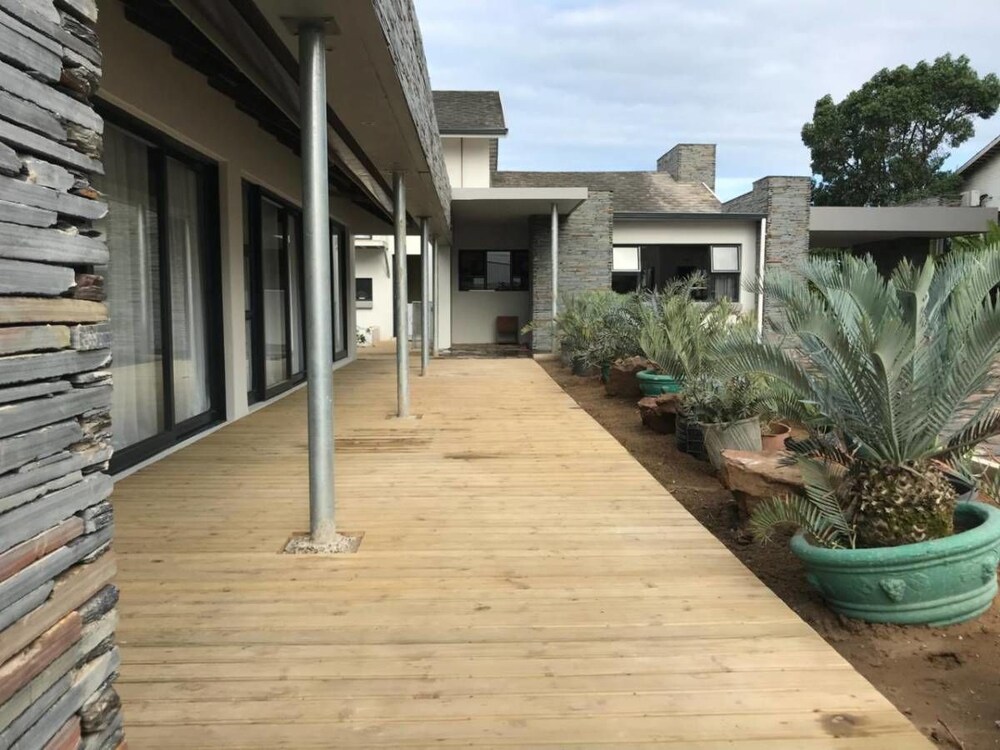 St Lucia Hilltop Guest House Reviews, Photos & Rates