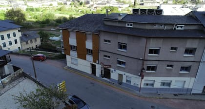 Hostal Cruce