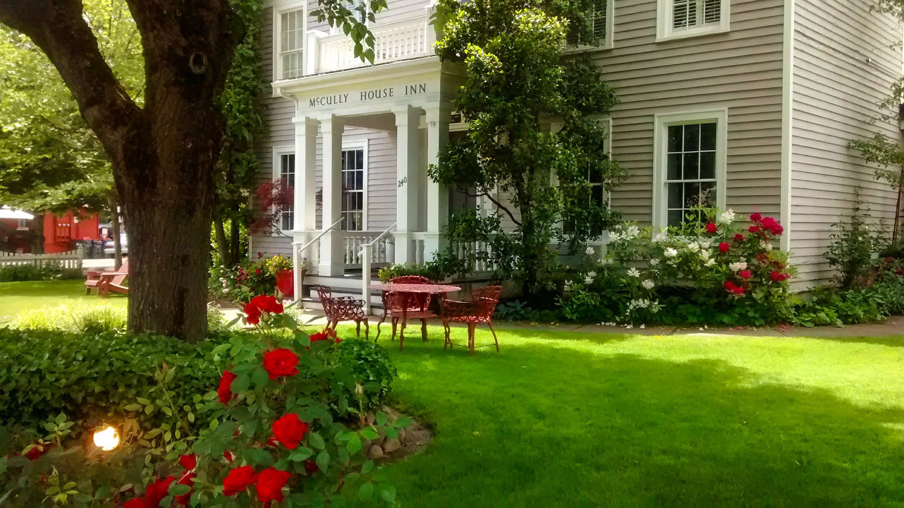 McCully House Inn in Medford, United States
