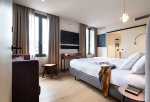 Signature Room | Hypo-allergenic bedding, memory foam beds, in-room safe