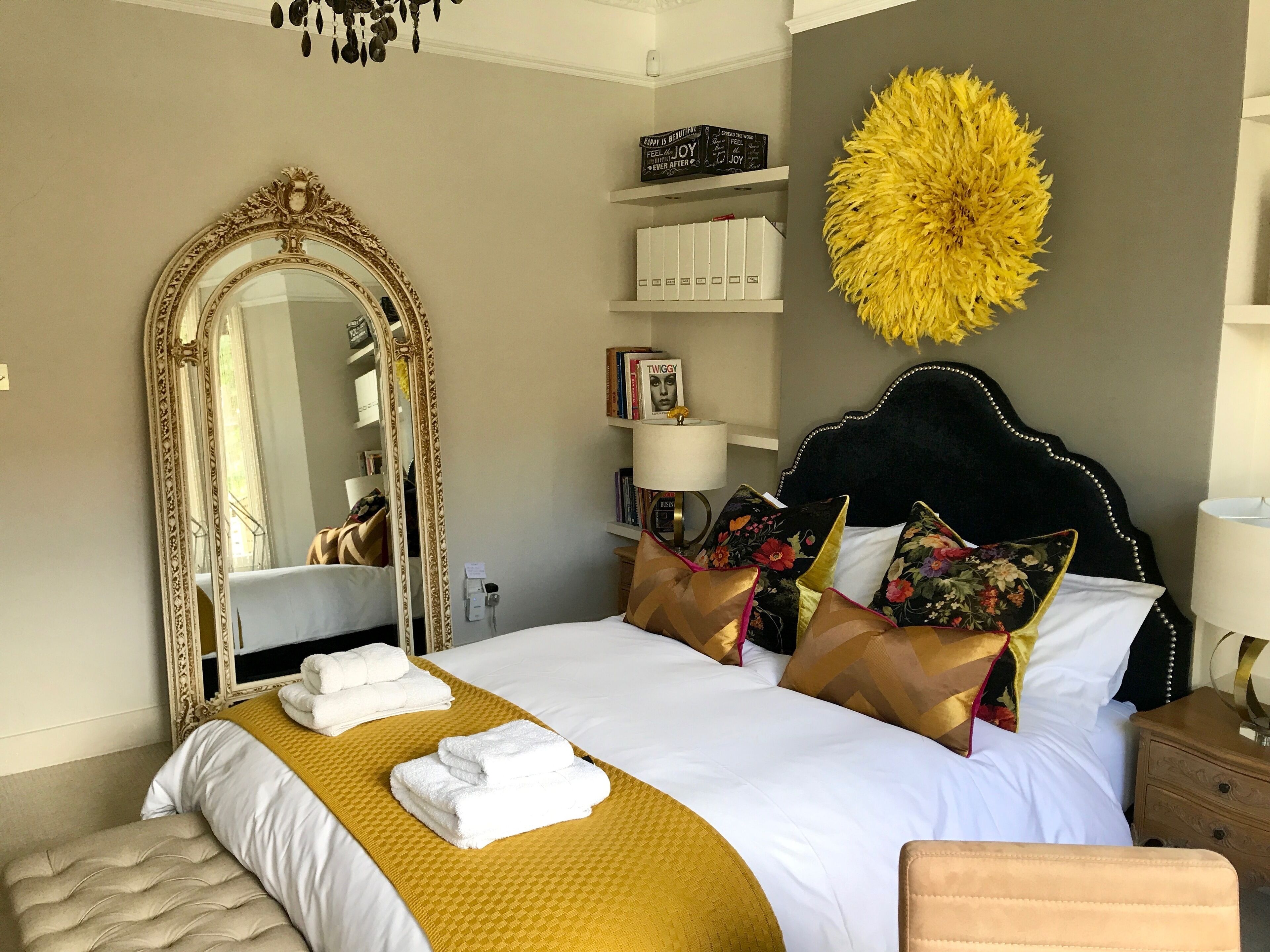 Wake Up On The Sunny Side In Trendy Shepherds Bush W12 In London United Kingdom Expedia expedia