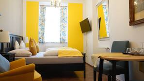 1 bedroom, in-room safe, laptop workspace, blackout drapes