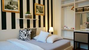 1 bedroom, in-room safe, laptop workspace, blackout drapes