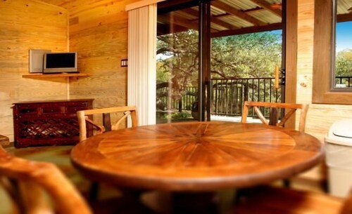 Best Cabins In Canyon Lake For 2020 Find Cheap 65 Cabins Rentals