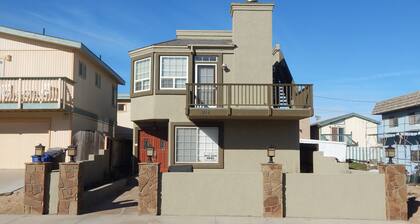 319 York 3 Bedroom Home by Redawning