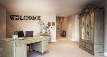 Birchover Bridgford Hall