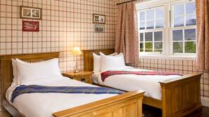 Premium bedding, in-room safe, individually decorated