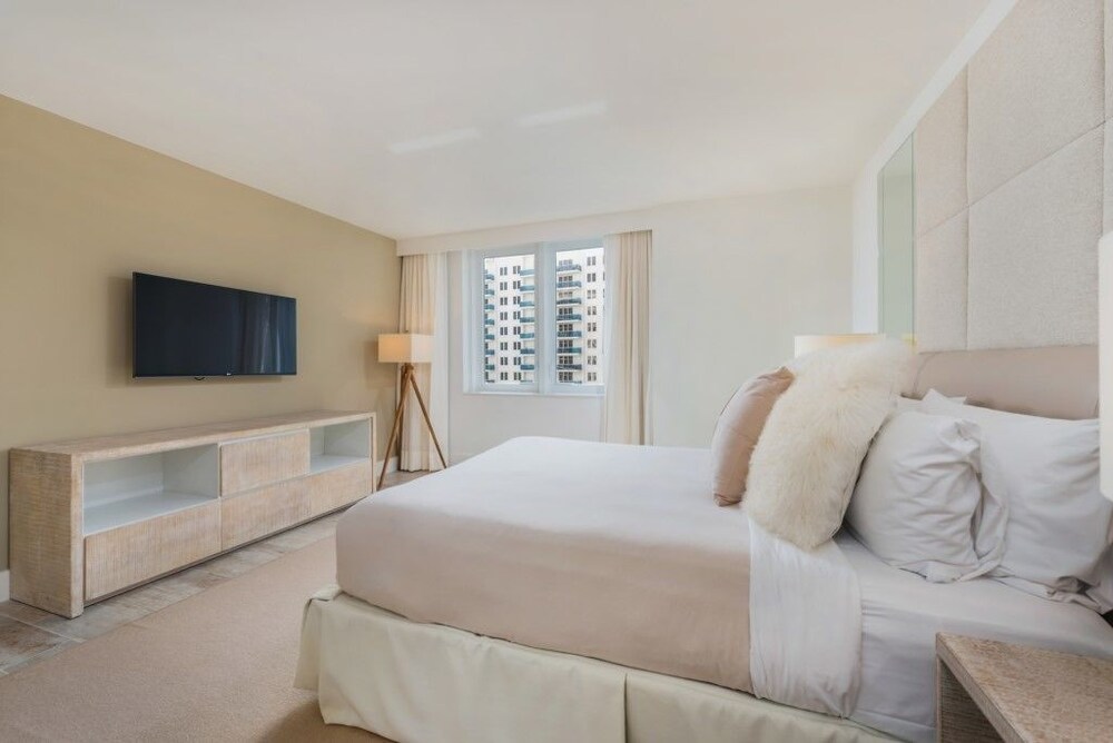 Eco Hotel Condo 242489 3 Bedrooms 3 Bathrooms Hotel Room