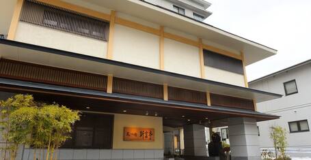 La楽リゾートホテル グリーングリーン 口コミ 部屋写真 料金 お得情報 エクスペディア La楽リゾートホテル グリーングリーン 口コミ 部屋写真 料金 お得情報 エクスペディア