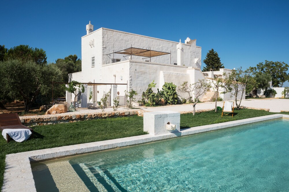 Masseria Le Cerase Conversano, ITA Best Price Guarantee Masseria Le Cerase Conversano, ITA Best Price Guarantee