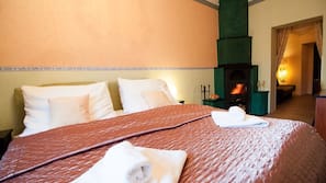 Premium bedding, minibar, desk, cribs/infant beds