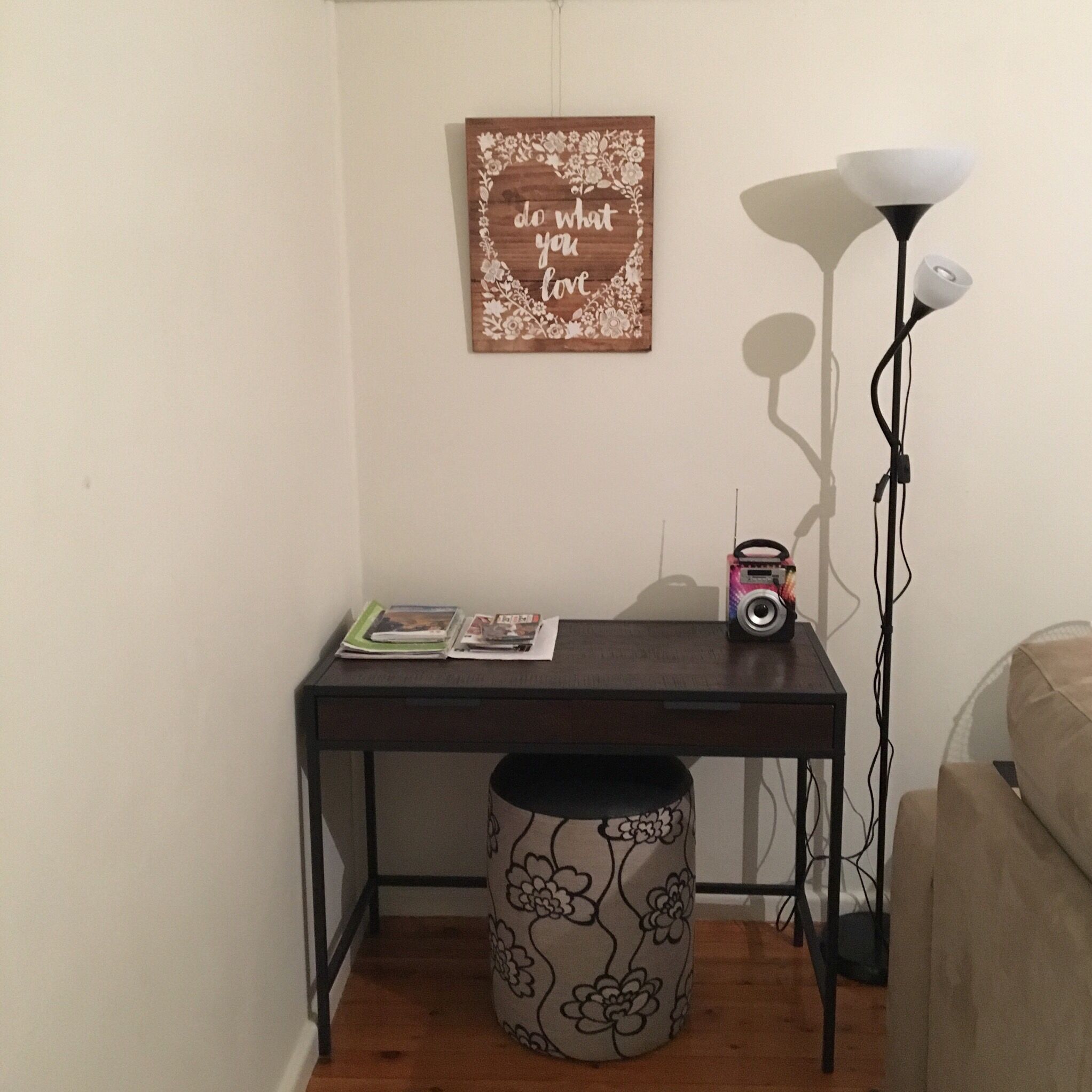 Rose Cottage - Pet and Family Friendly Accommodation