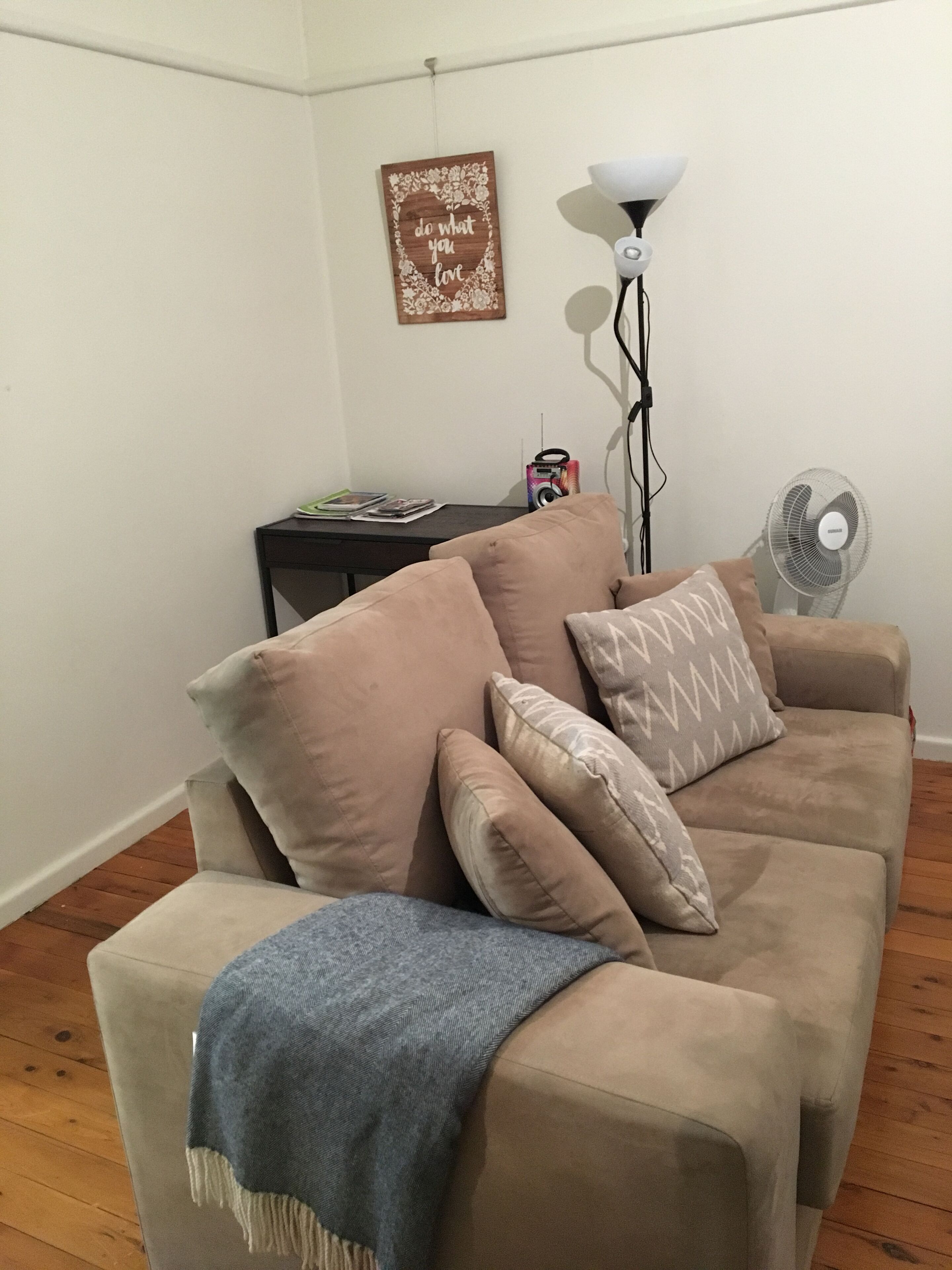 Rose Cottage - Pet and Family Friendly Accommodation