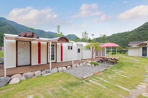 Danyang Huedom House Pension In Danyang Hotel Rates - 