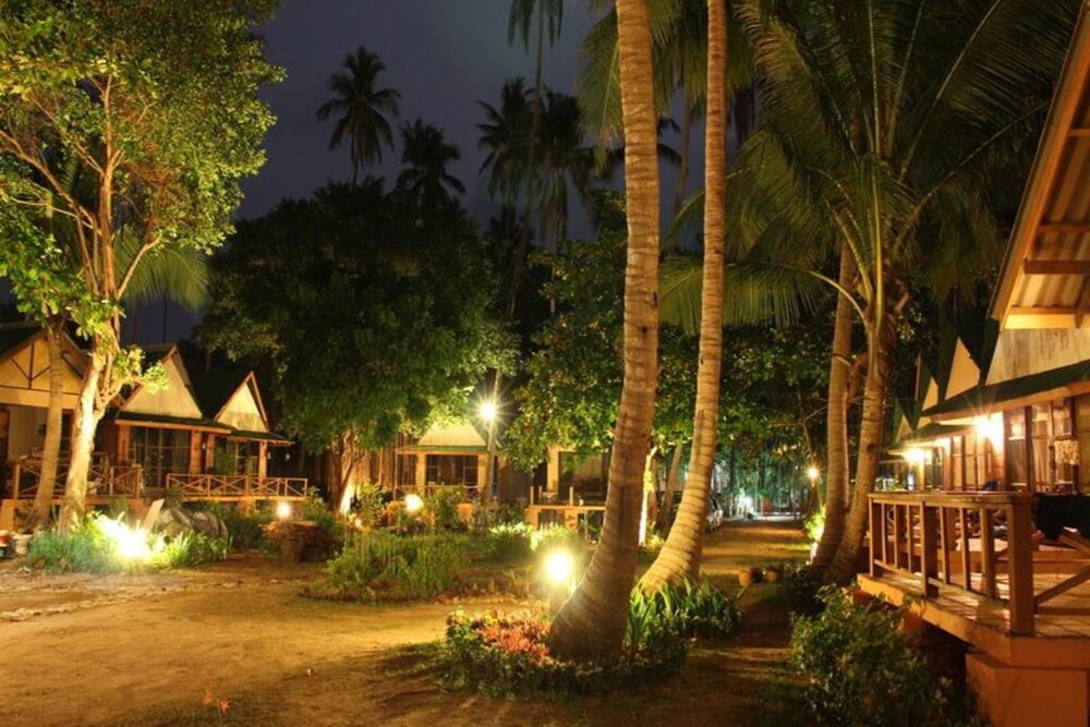 Nautilus Right On The Beach Resort Adults Only Ko Lanta - 