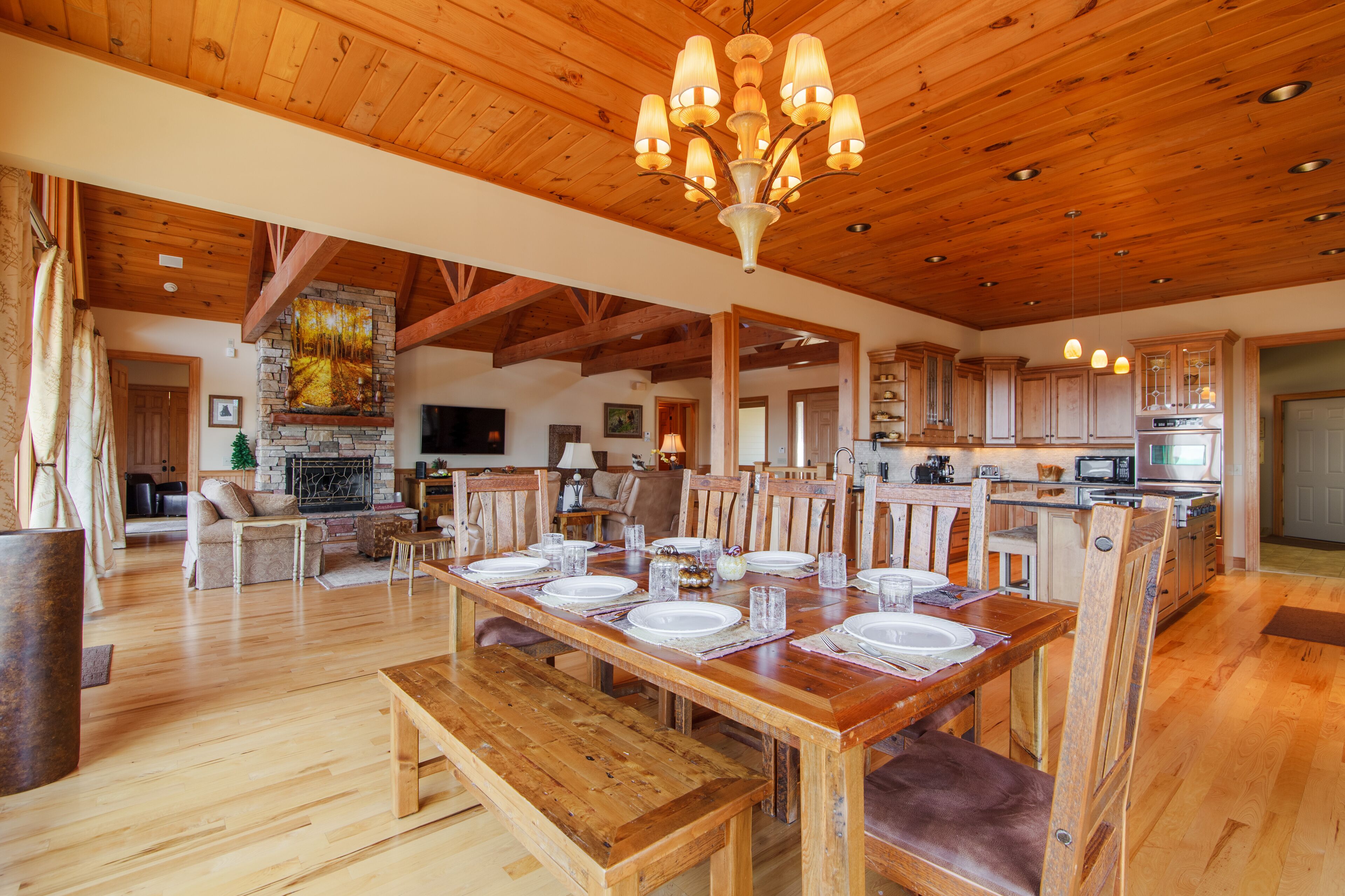 4br Views Hot Tub Game Room 4 Br Suites Outdoor Fp Close To